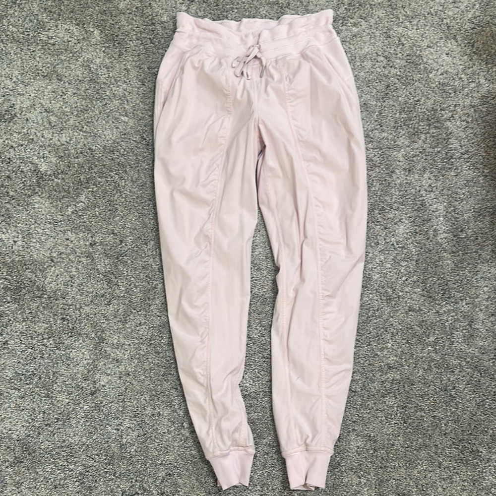 Lululemon Athletica Pink Track Pants with Elastic Cuffs